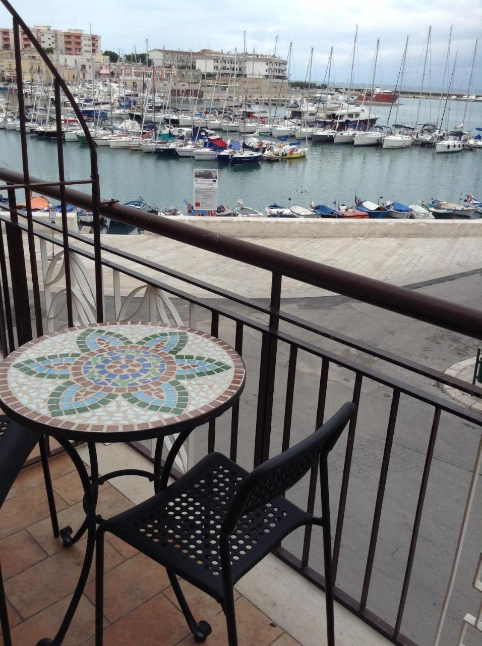 B&B Al Porto Bisceglie Exterior photo